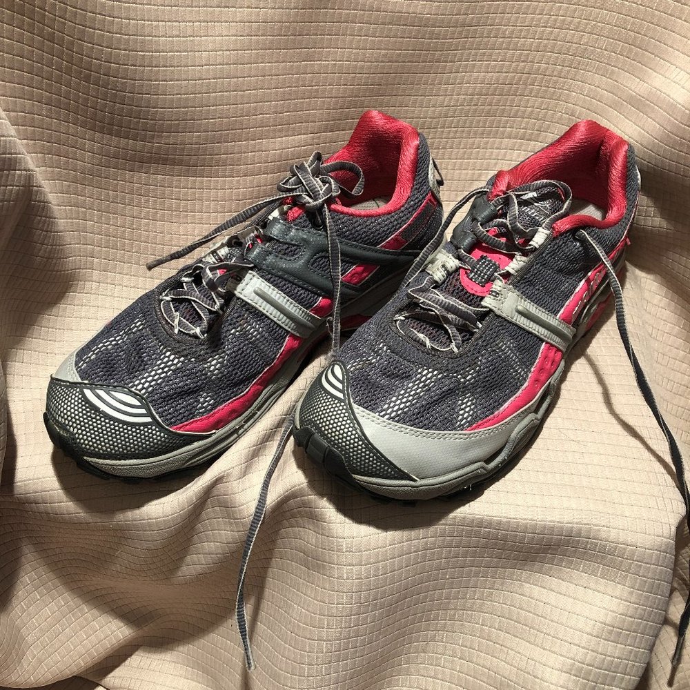 Women's Montrail Gryptonite Gray Purple Trail Run